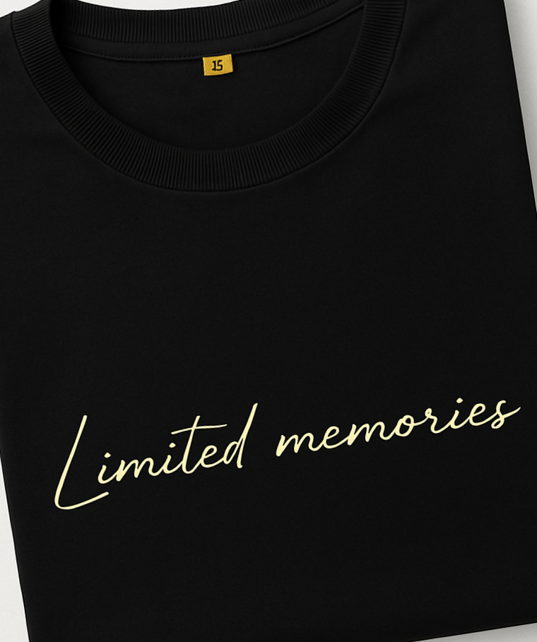 Oversized / DOWNSHOULDER / DROP SHOULDER - Black T-shirt with “Limited memories” Print